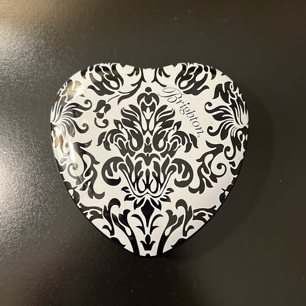 Brighton Heart Tin